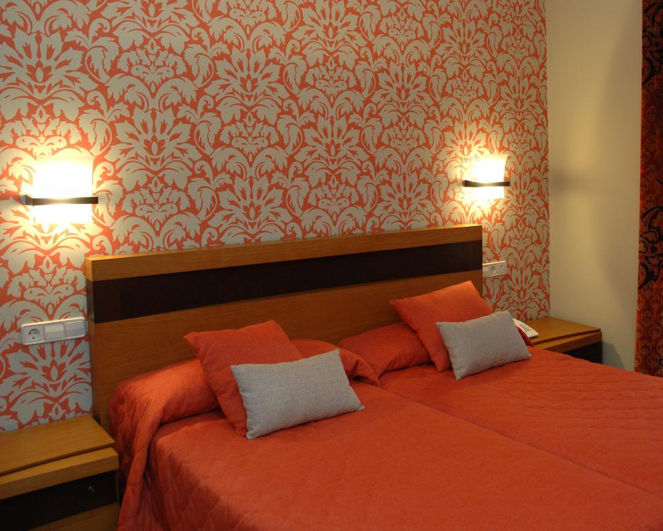 Hotel HC Sigüenza Exterior foto