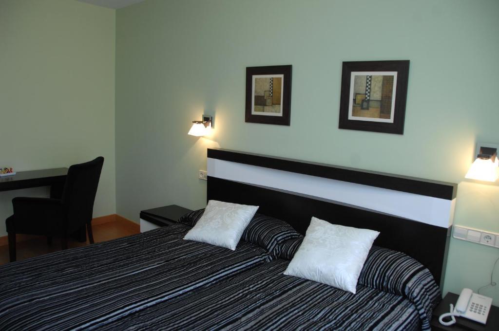 Hotel HC Sigüenza Zimmer foto