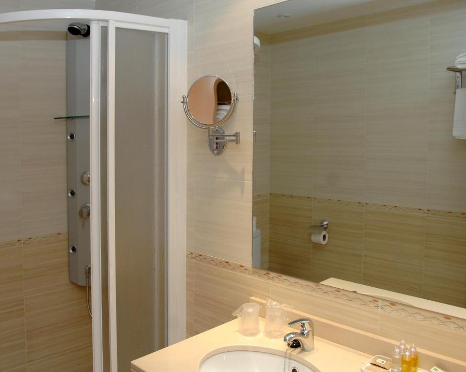 Hotel HC Sigüenza Zimmer foto